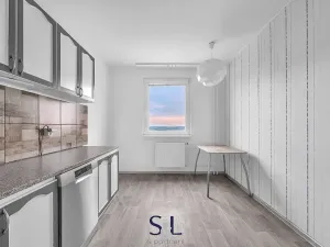Prodej bytu 4+1, Česká Lípa, Hradecká, 98 m2