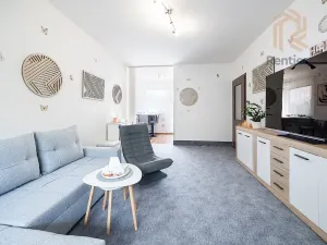 Prodej bytu 2+kk, Praha - Horní Měcholupy, Hornoměcholupská, 54 m2