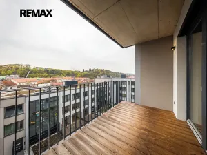 Pronájem bytu 2+kk, Praha - Smíchov, Grafická, 66 m2