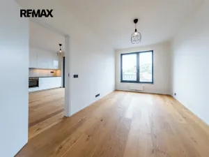 Pronájem bytu 2+kk, Praha - Smíchov, Grafická, 66 m2