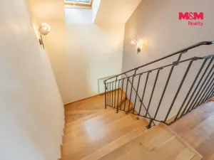 Prodej rodinného domu, Mořina, 240 m2