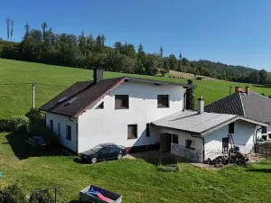 Prodej vícegeneračního domu, Karlovice, 234 m2