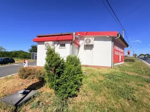 Prodej obchodního prostoru, Kly, 45 m2