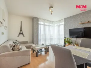 Prodej bytu 2+kk, Praha - Suchdol, Holubí, 40 m2