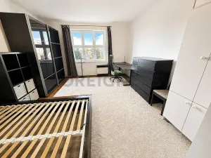 Pronájem bytu 2+kk, Hradec Králové, Střelecká, 52 m2