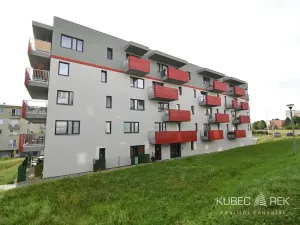 Pronájem bytu 1+kk, Tábor, U Areálu, 31 m2