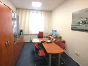 Pronájem kanceláře, Praha - Libeň, Pod Hájkem, 83 m2