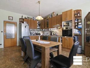 Prodej rodinného domu, Tišice, Okružní, 438 m2