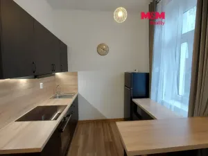 Pronájem bytu 2+kk, Humpolec, Nerudova, 33 m2
