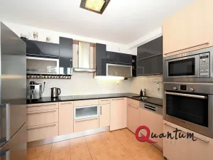 Pronájem bytu 3+kk, Praha - Smíchov, Nad Kesnerkou, 72 m2