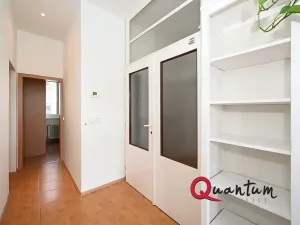 Pronájem bytu 3+kk, Praha - Smíchov, Nad Kesnerkou, 72 m2