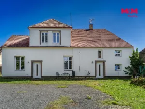 Prodej rodinného domu, Semčice, 239 m2