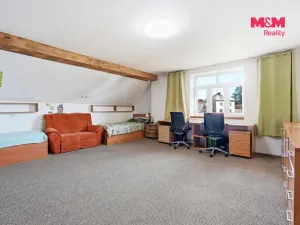 Prodej rodinného domu, Semčice, 239 m2