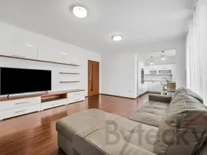 Prodej bytu 2+1, Praha - Dolní Počernice, Národních hrdinů, 62 m2