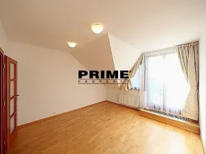 Pronájem rodinného domu, Praha, Na cípu, 440 m2
