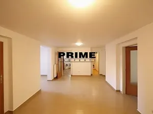 Pronájem rodinného domu, Praha, Na cípu, 440 m2