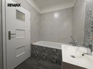 Pronájem bytu 2+1, Praha - Vršovice, Na louži, 65 m2