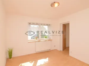 Pronájem bytu 2+kk, České Budějovice, Ledenická, 36 m2