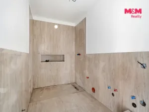 Prodej obchodního prostoru, Jablonec nad Nisou, Liberecká, 511 m2