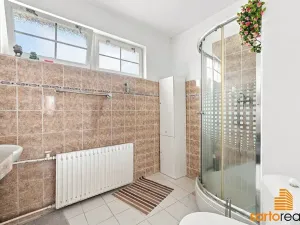 Prodej rodinného domu, Hrobčice, 360 m2