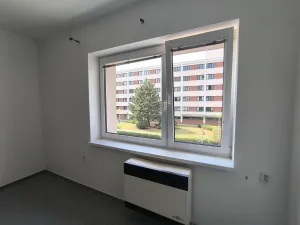 Pronájem bytu 2+kk, Hradec Králové, Vocelova, 45 m2