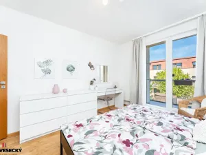 Prodej bytu 3+kk, Praha - Třeboradice, Špeciánova, 74 m2