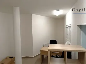 Pronájem obchodního prostoru, Přerov, tř. Gen. Janouška, 12 m2