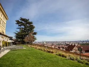 Prodej bytu 2+kk, Praha - Malá Strana, Vlašská, 54 m2