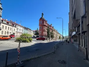 Pronájem obchodního prostoru, Karlovy Vary, Sokolovská, 105 m2
