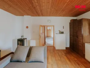 Prodej chalupy, Kadov - Lnářský Málkov, 250 m2