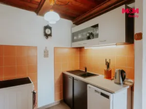 Prodej chalupy, Kadov - Lnářský Málkov, 250 m2