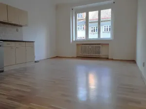 Pronájem bytu 2+1, Praha - Nusle, Lomnického, 89 m2