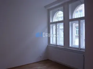 Pronájem bytu 2+kk, Praha - Holešovice, 40 m2