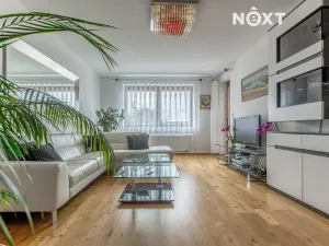 Prodej bytu 3+1, Zliv, Dolní náměstí, 89 m2