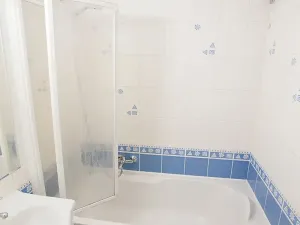 Prodej bytu 2+1, Praha, K lučinám, 52 m2