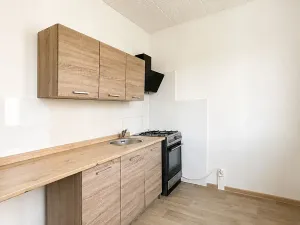 Pronájem bytu 2+1, Kadaň, Chomutovská, 56 m2