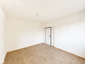 Pronájem bytu 2+1, Kadaň, Chomutovská, 56 m2