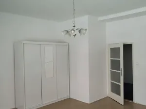 Pronájem bytu 2+kk, Pardubice, Sladkovského, 45 m2