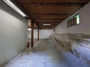 Pronájem garáže, Tanvald, Poštovní, 61 m2