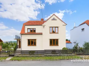 Prodej rodinného domu, Černá Hora, Budovatelská, 267 m2
