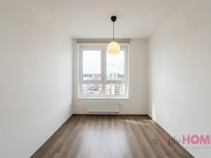 Pronájem bytu 2+kk, Praha - Vysočany, Pod Harfou, 40 m2
