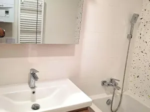 Pronájem bytu 2+1, Praha - Dejvice, Vítězné náměstí, 67 m2