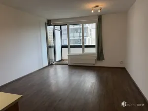 Pronájem bytu 1+kk, Praha - Střížkov, Makedonská, 33 m2