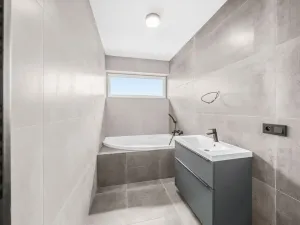 Prodej rodinného domu, Líšťany, 120 m2