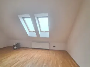 Pronájem bytu 2+kk, Praha - Žižkov, Roháčova, 60 m2