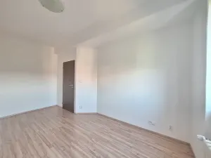 Pronájem bytu 2+kk, Praha - Strašnice, Černokostelecká, 47 m2