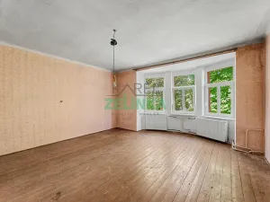 Prodej rodinného domu, Tlustice, 511 m2