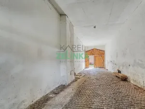 Prodej rodinného domu, Tlustice, 511 m2