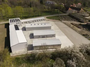 Pronájem skladu, Hořín, 1933 m2