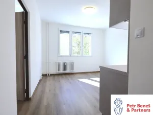 Pronájem bytu 2+kk, Plzeň, Karla Steinera, 36 m2